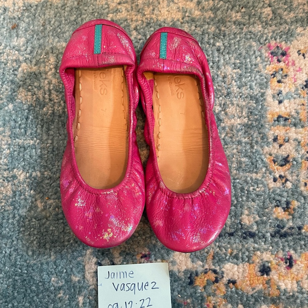 Custom paint pink tieks
